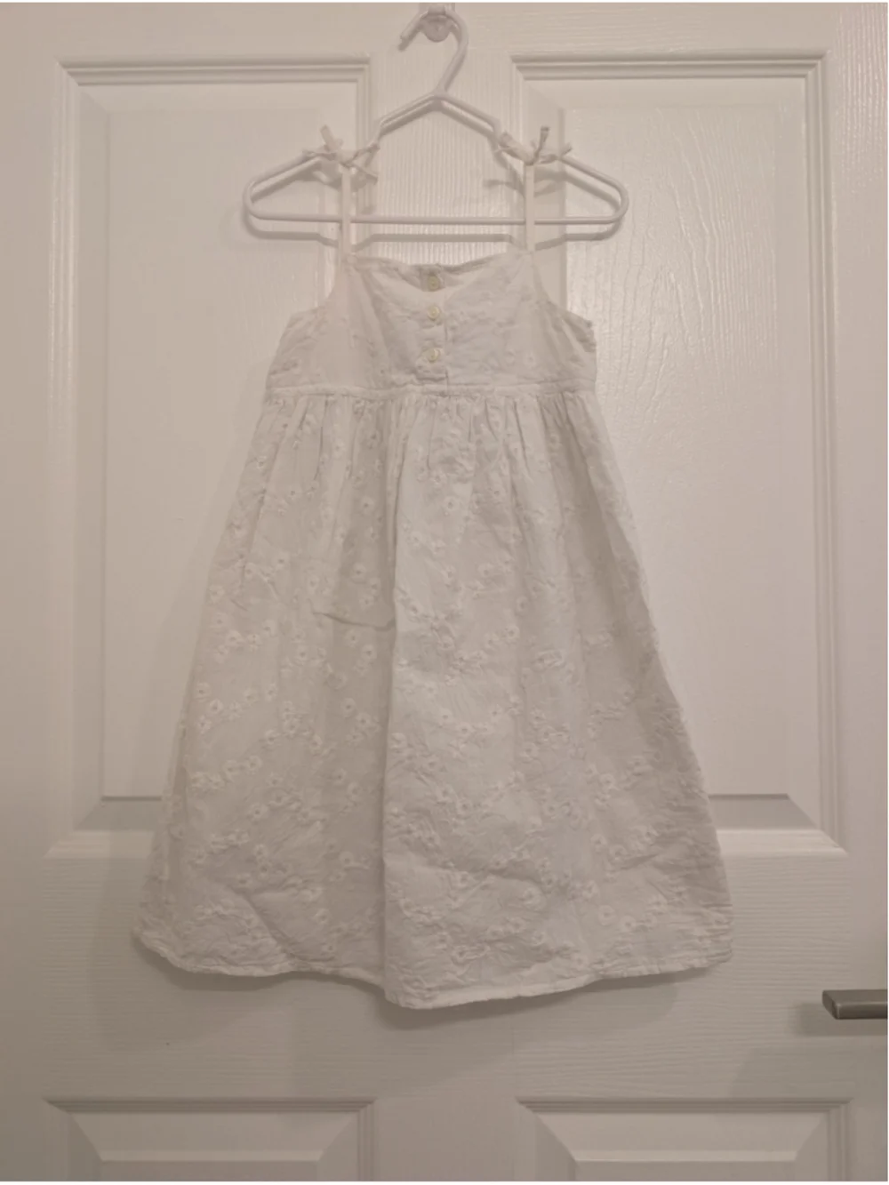 Girls babyGap 100% Cotton White Floral Eyelet Embroidered Casual Dress Size 5